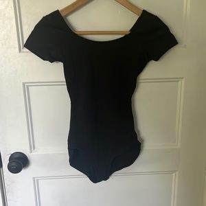 capeizo black short sleeve leotard